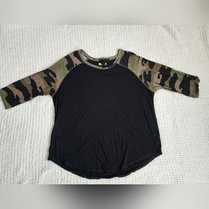 Xersion 3/4 sleeve black and camo top plus size 1X